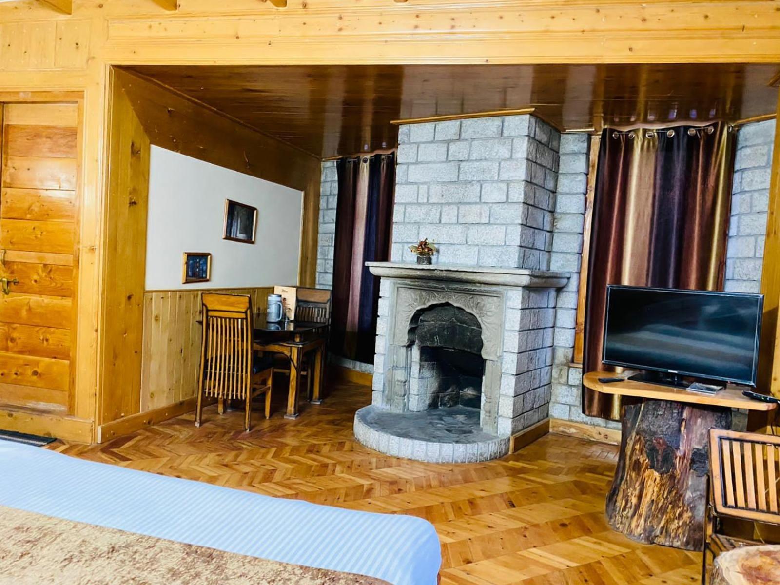 The Vashisht, Manali - A Four Star Luxury Hotel ภายนอก รูปภาพ