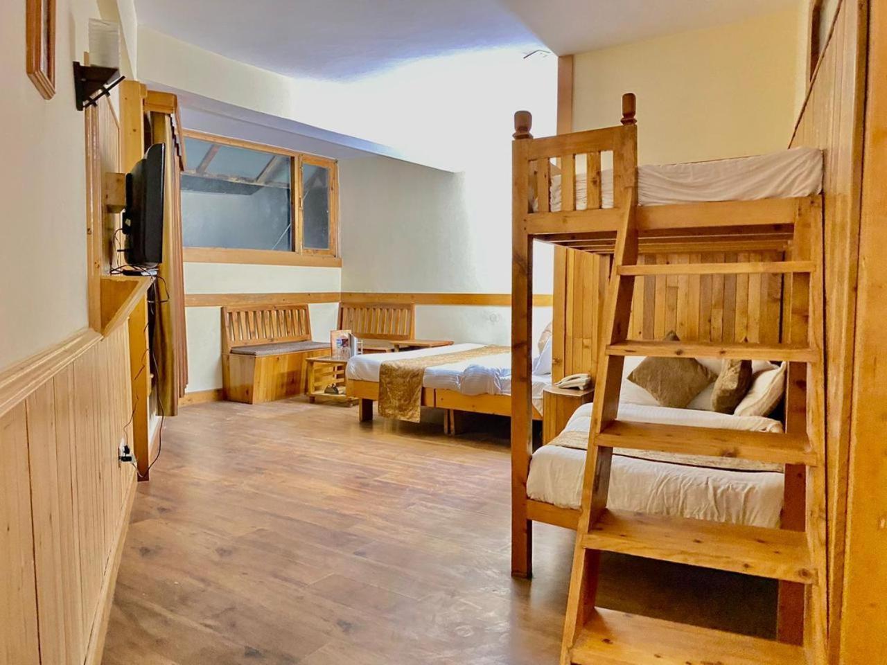 The Vashisht, Manali - A Four Star Luxury Hotel ภายนอก รูปภาพ