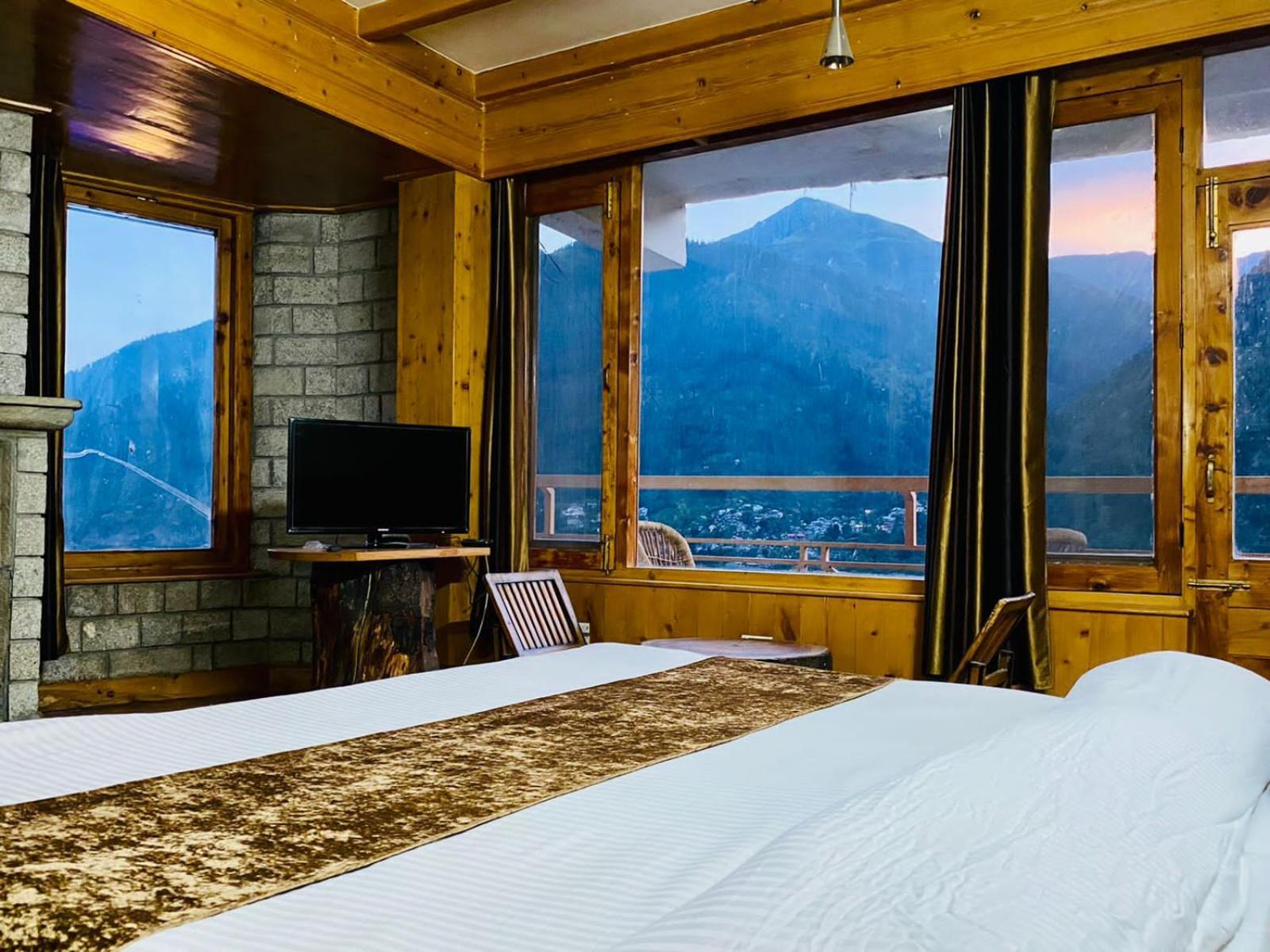 The Vashisht, Manali - A Four Star Luxury Hotel ภายนอก รูปภาพ