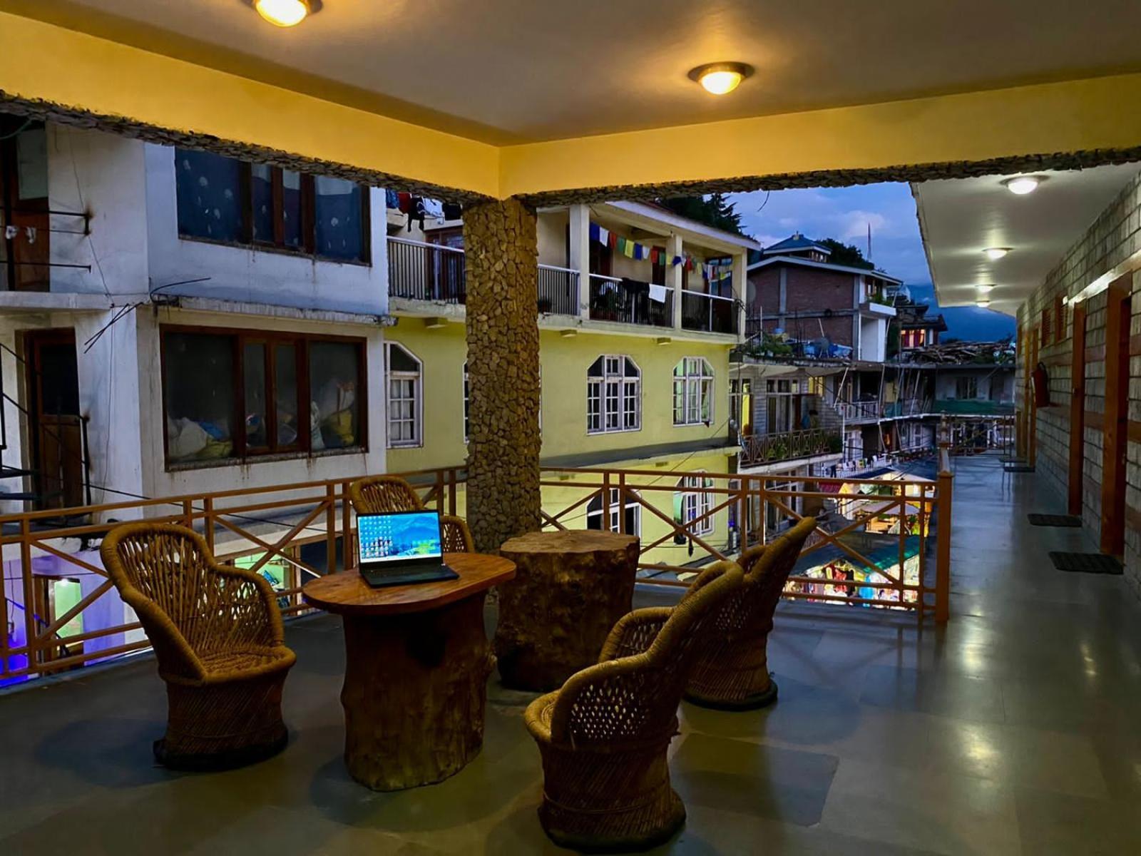 The Vashisht, Manali - A Four Star Luxury Hotel ภายนอก รูปภาพ